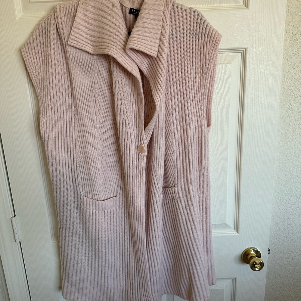 Various cardigans - Picture 5 of 8